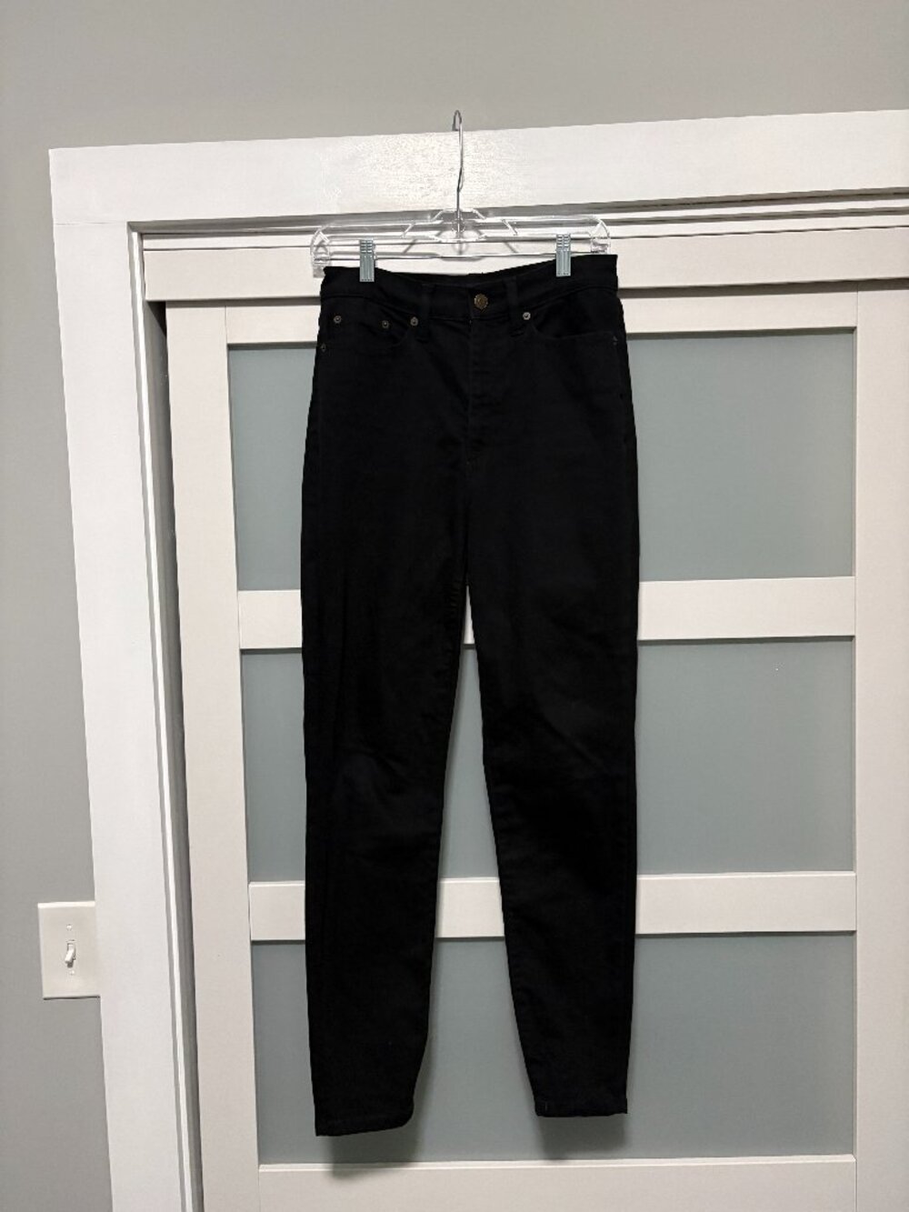 Banana Republic Black Curvy High -Waist Skinny Jeans  sz 30/10 30 10 EUC